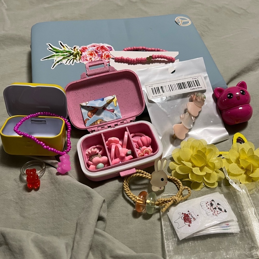 THINK GRANDKIDS! 10 items - a happy day